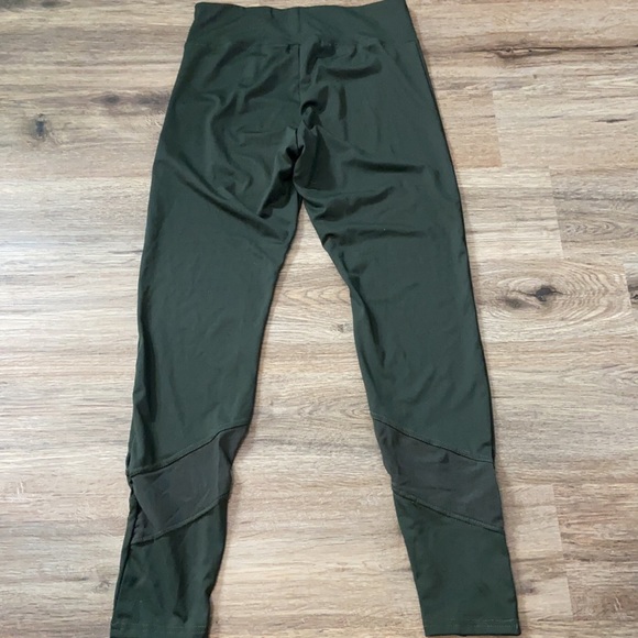 leggings - Picture 2 of 3